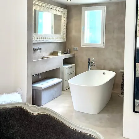 Luxury Ibiza Villa By The Sea Villa *